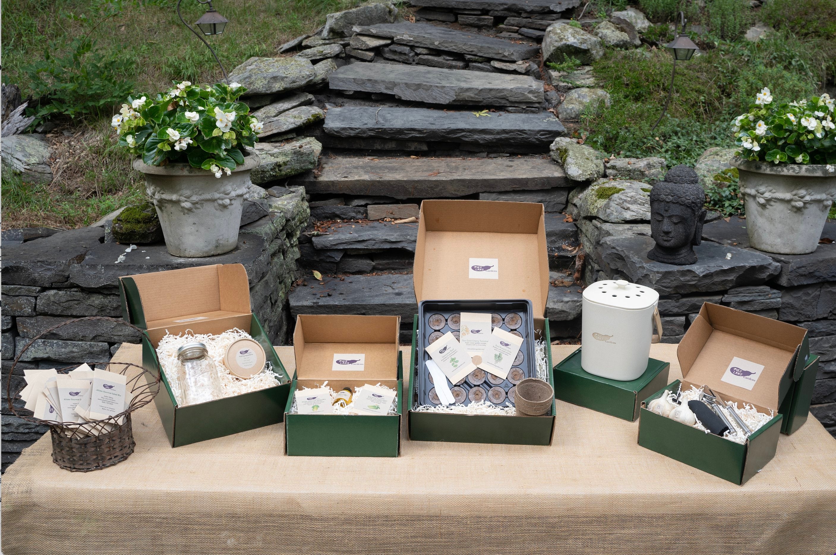 Seasonal Kits, & Pike Lane Gardens Greeting Card Set